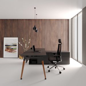 Mesa Executiva com Credenza Pé Cavalete Dir.